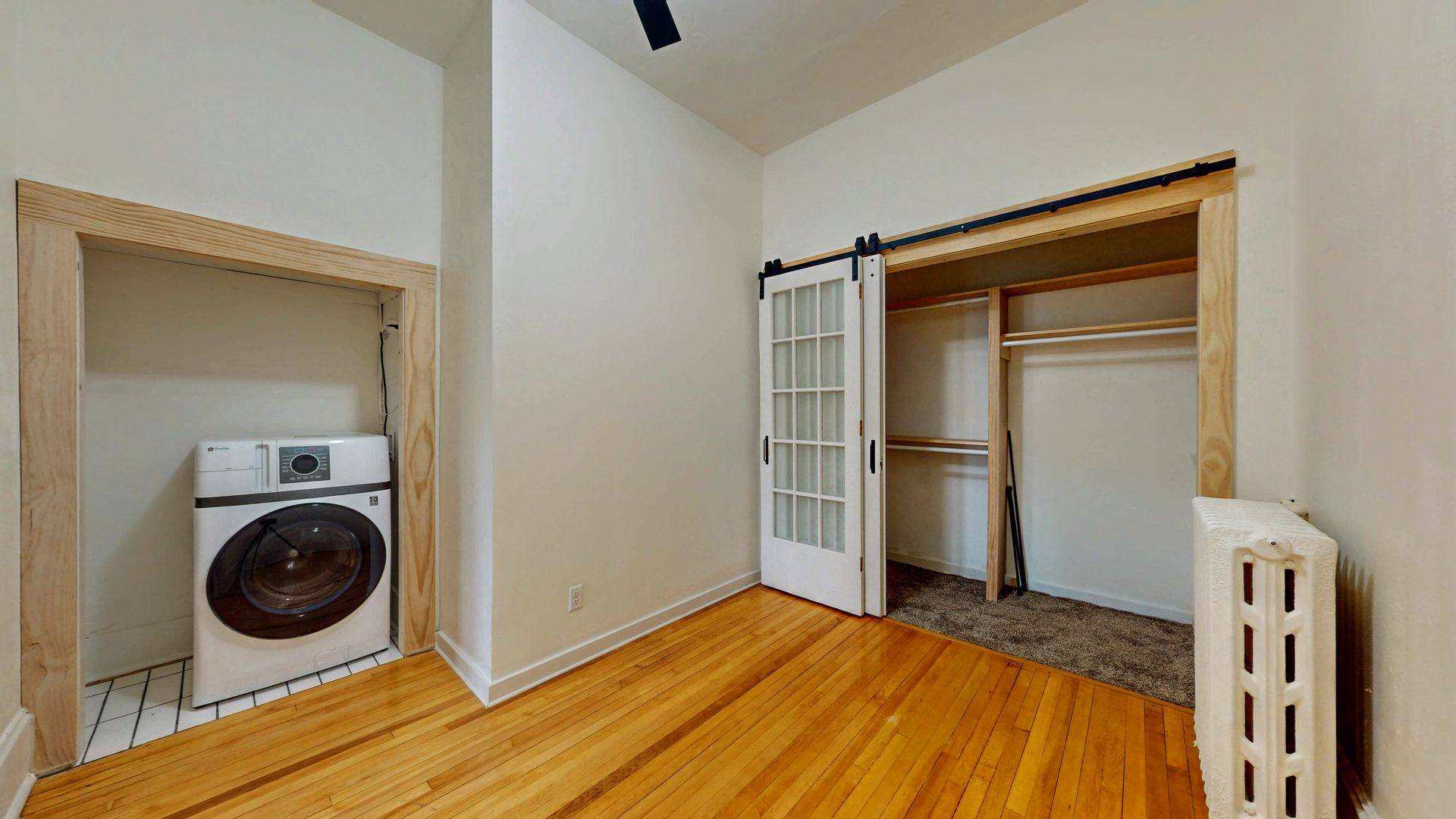Apartment interior photo