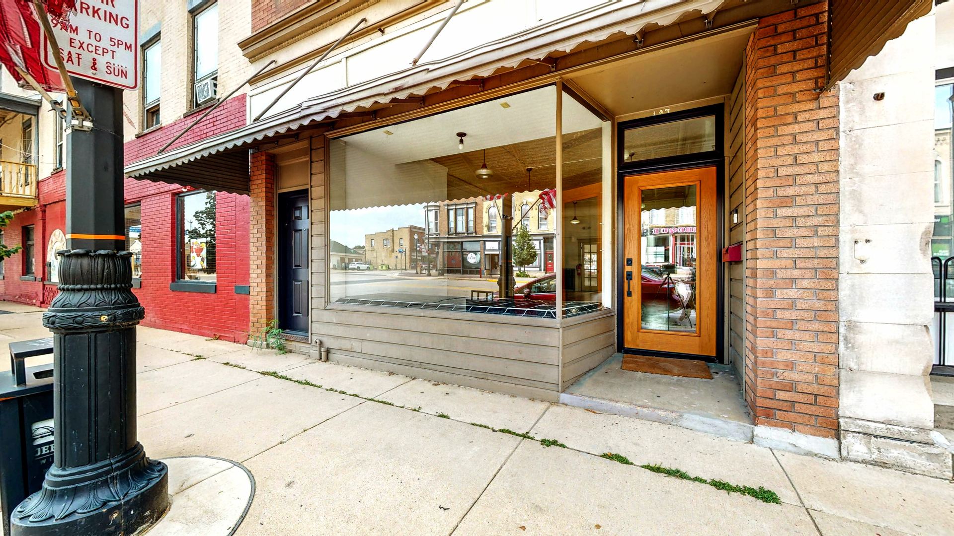 Commercial storefront photo